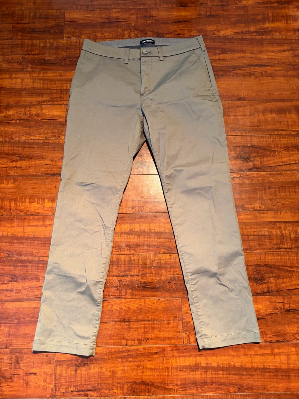 Express Light Olive Green Men's Chinos | Size 31x30
